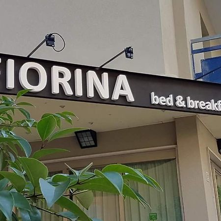 Fiorina Bed&Breakfast - Colazione Fino A Mezzogiorno - Beach Village Gratuito - Aquafan25 Oltremare20 Riccione Bagian luar foto